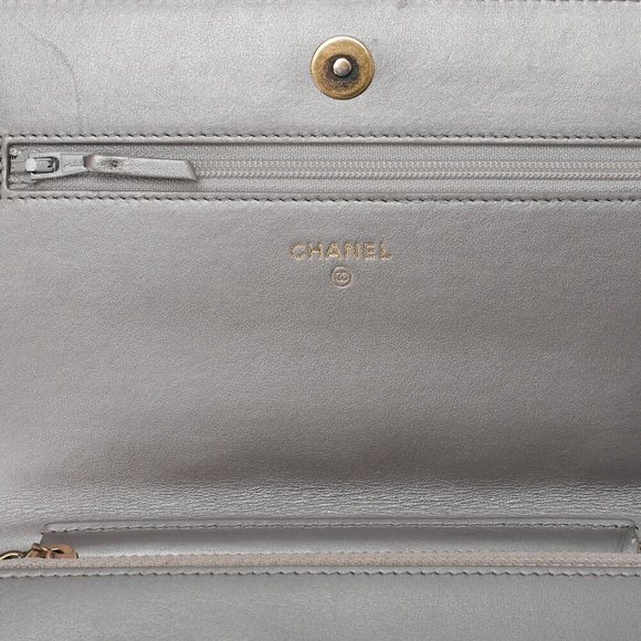 Authentic CHANEL BOY WOC limited edition metallic silver gold hardware - Picture 10 of 11